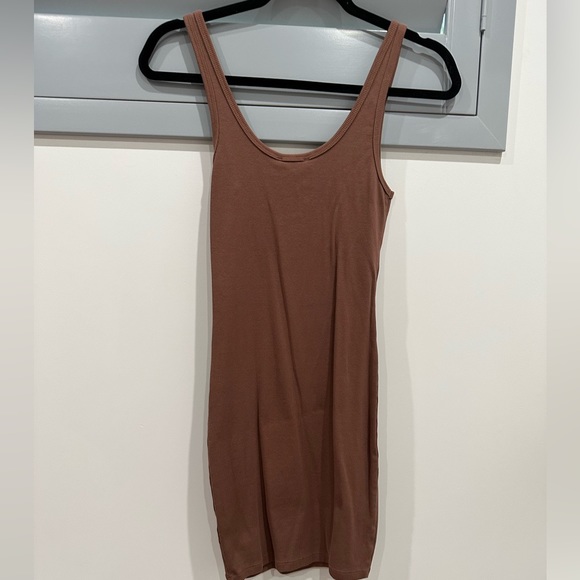 Zara Ribbed Dress - Picture 2 of 2